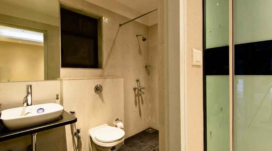 Tata-Amantra-Gallery-Actual-Washroom